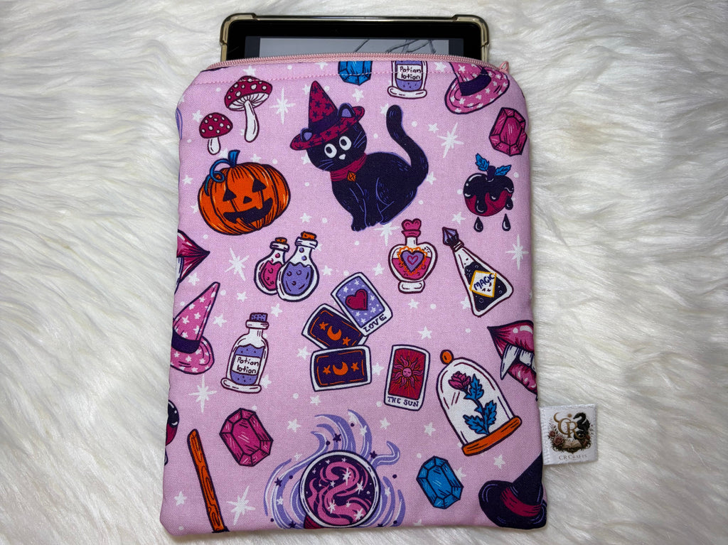 Handmade Padded Kindle & E-Reader Sleeve | 🔮 Pink Potion Party Collection