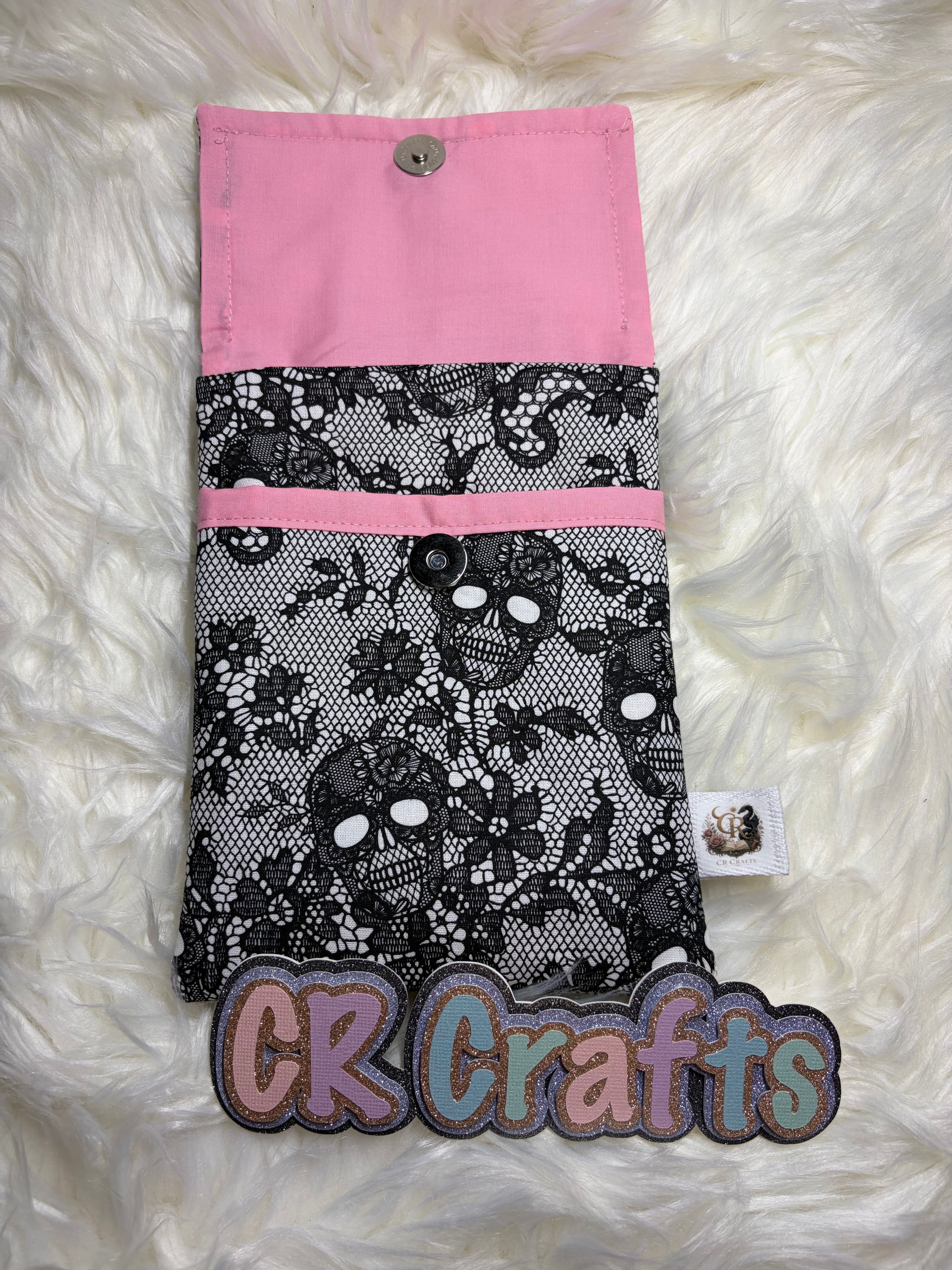 🕸️ Handmade Padded Kindle & E-Reader Sleeve | 🕸️ Dark Academia Collection