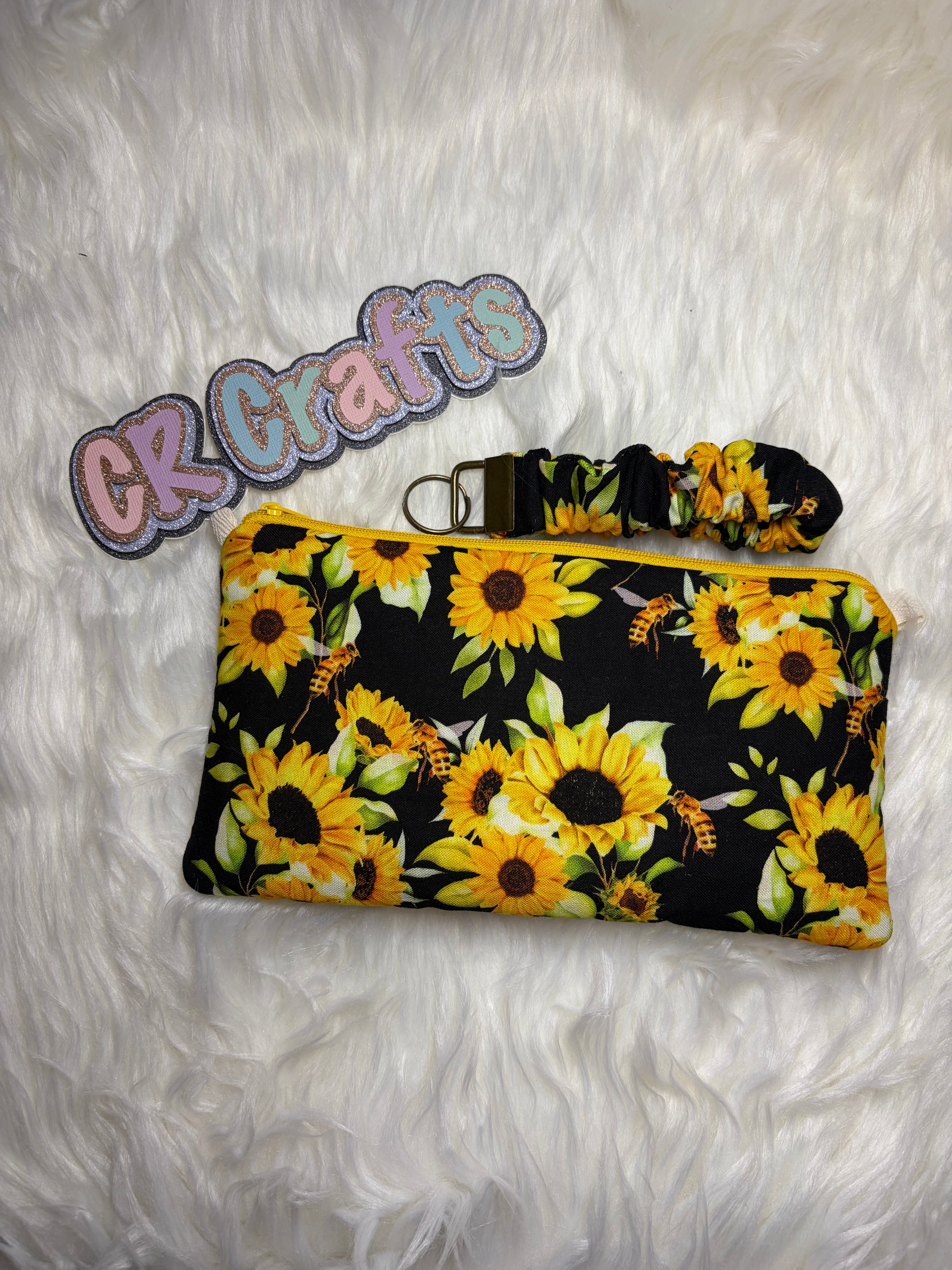 🌻 Handmade Matching Clutch & Scrunchie Wristlet Keychain | 🌻 Sunflower Fields Collection