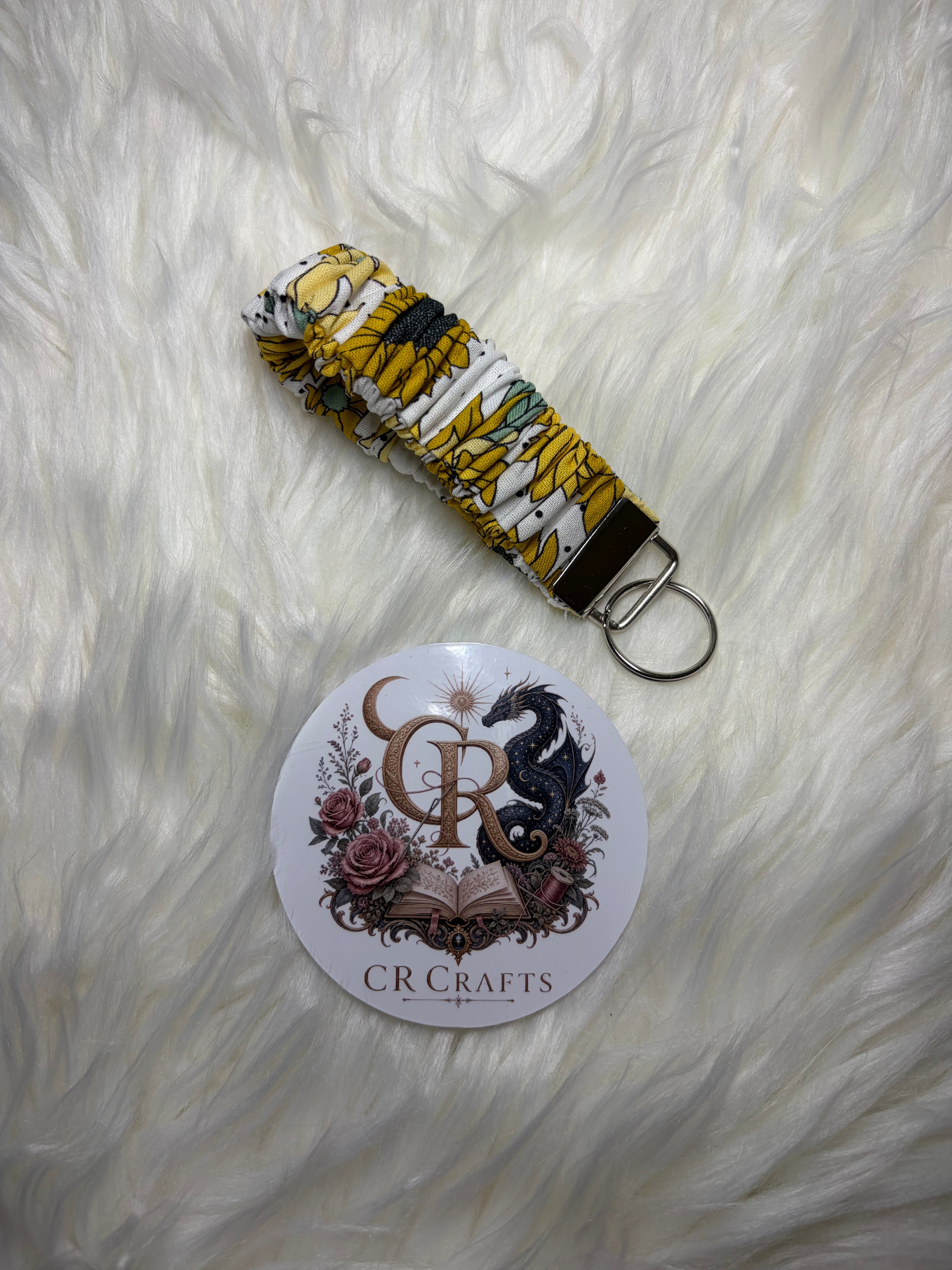 🌻 Handmade Scrunchie Wristlet Keychain | 🌻 Fields of Gold Collection