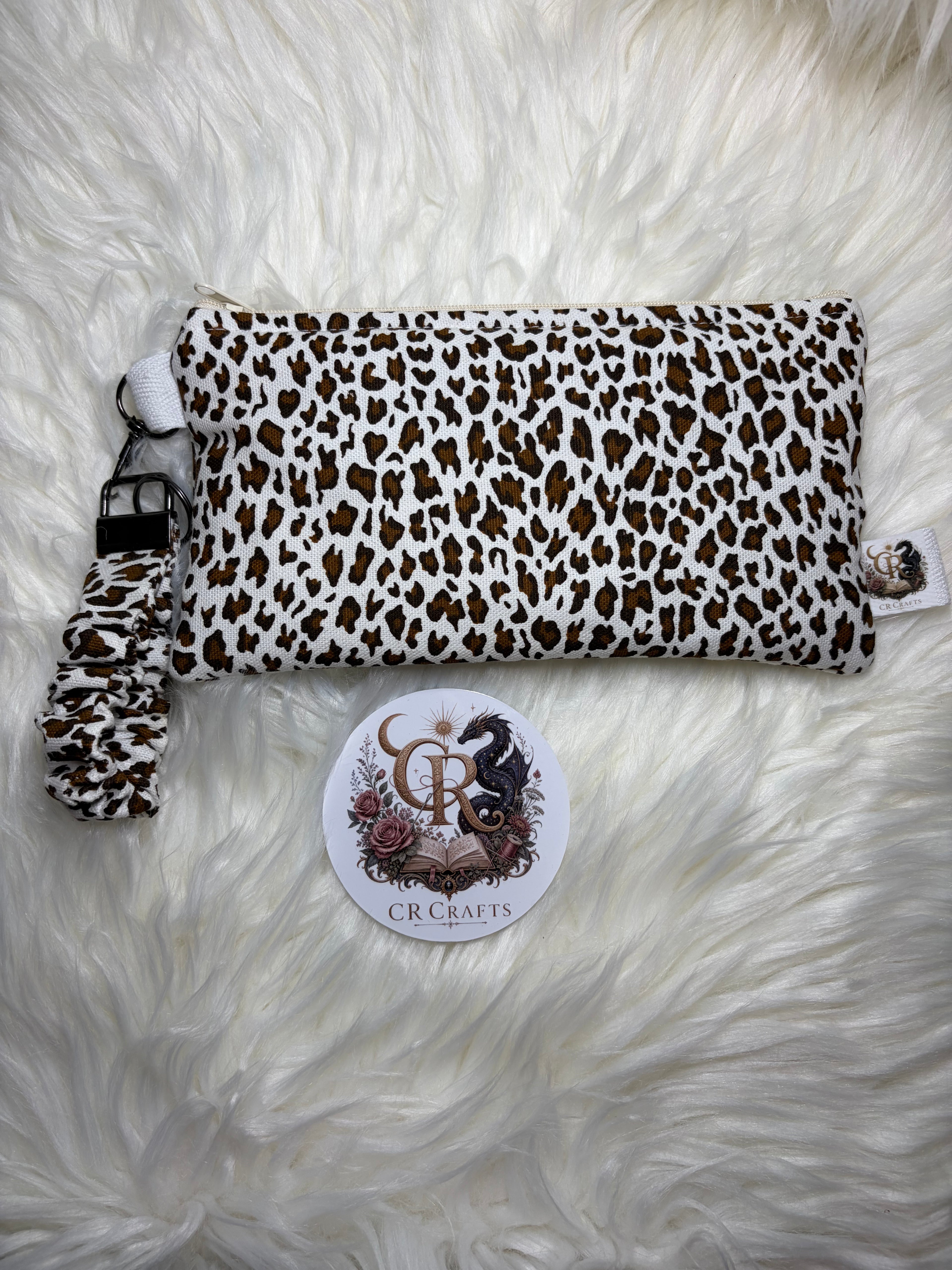 🤍 Handmade Matching Clutch & Scrunchie Wristlet Keychain | 🤍 Snow Leopard Collection